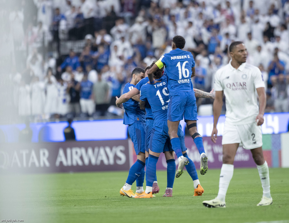 الصدارة الزرقاء مستمرة