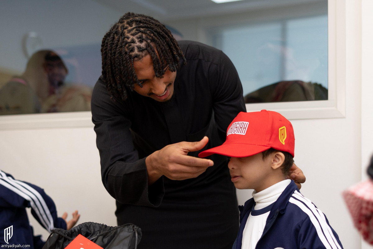 القدساويون مع أطفال «هبة»